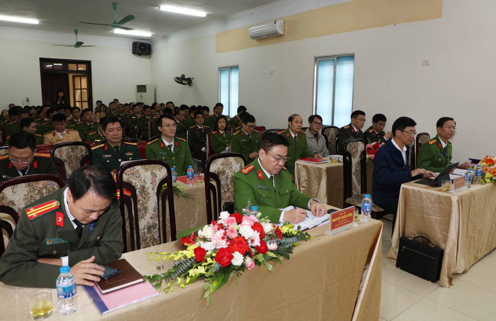 Công an thị xã Mỹ Hào triển khai công tác Công an; phát động phong trào thi đua “Vì an ninh tổ quốc” năm 2024