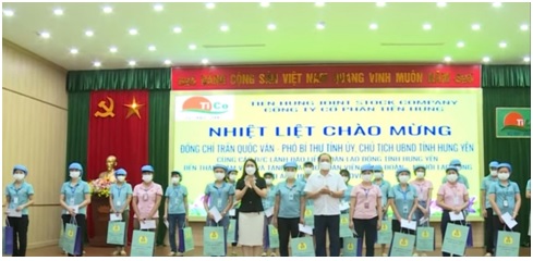  Đồng chí Trần Quốc Văn, Phó Bí thư Tỉnh ủy, Chủ tịch UBND tỉnh thăm, làm việc tại Công ty Cổ phần Tiên Hưng (Tiên Lữ)